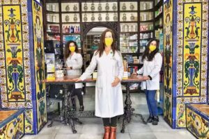 Farmacia Santa Ana Triana (Santa Ana Triana Pharmacy)