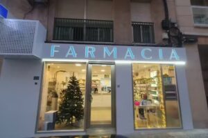 Farmacia Sarah Gómez.