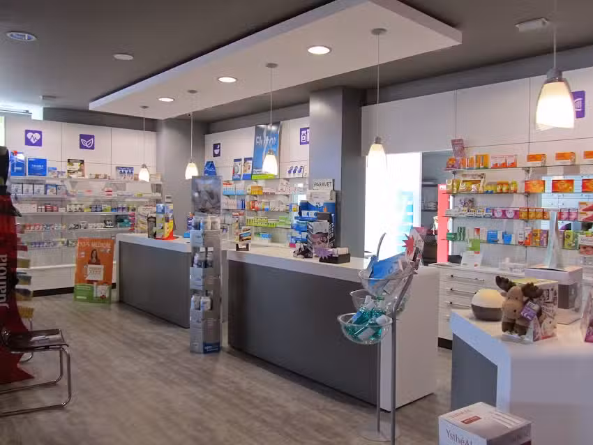 Farm&agrave;cia SIM&Oacute;