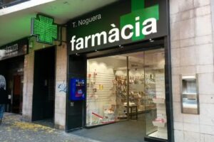 Farm&agrave;cia T. Noguera Girona