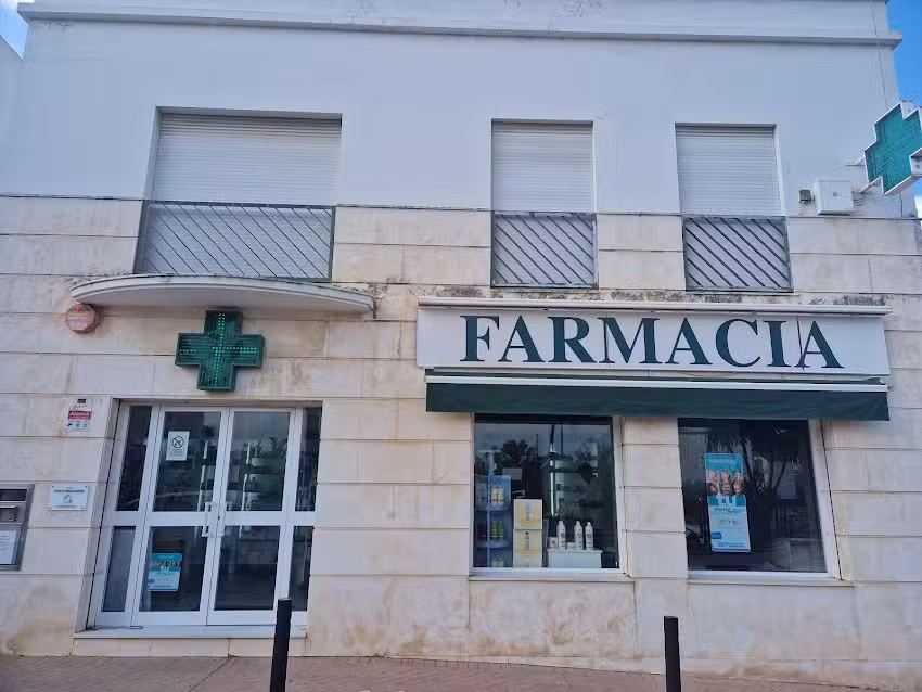 Farmacia Taraguilla, Lcda.Esther Hidalgo Moreno