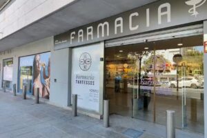 Farmacia Tartessos (antes Mena Alvarado)
