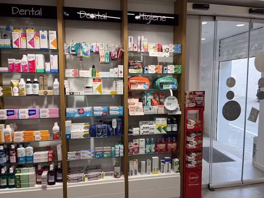 Farmacia T&eacute;llez-Alm&aacute;char