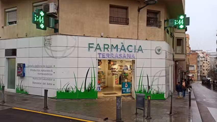 Farm&agrave;cia Terrasana