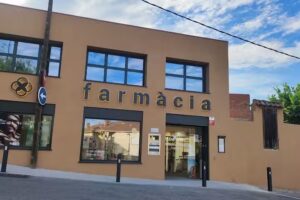 Farm&agrave;cia Tiana