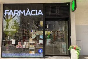 Farm&agrave;cia Torras i Bages