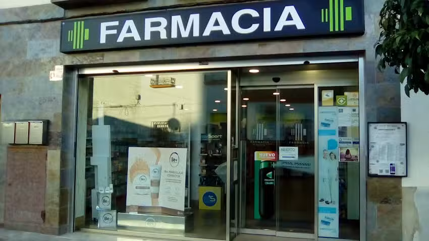Farmacia Traves&iacute;a