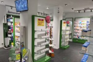 Farmacia Tr&eacute;bol Antonio Leyva