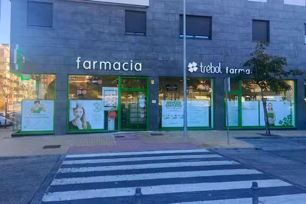 Farmacia Tr&eacute;bol Europa