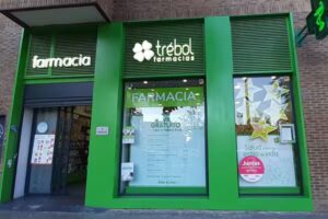 Farmacia Tr&eacute;bol Niza