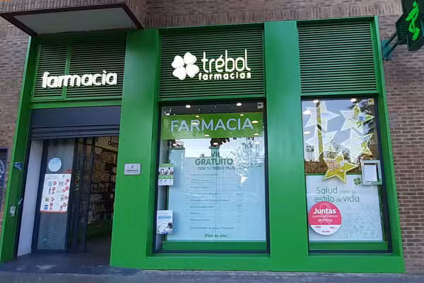 Farmacia Tr&eacute;bol Niza