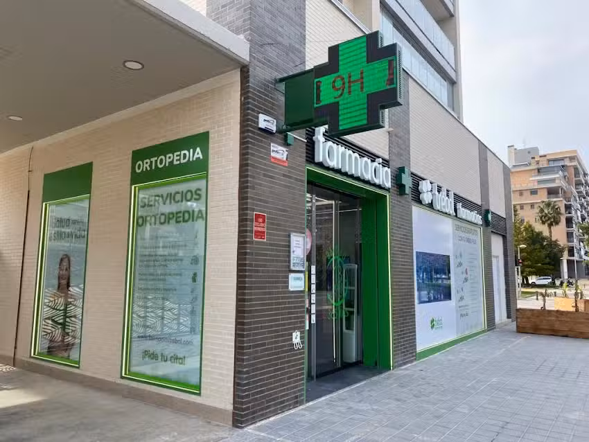 Farmacia Tr&eacute;bol PAU5