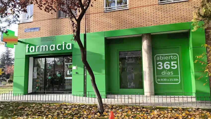 Farmacia Tr&eacute;bol San Blas