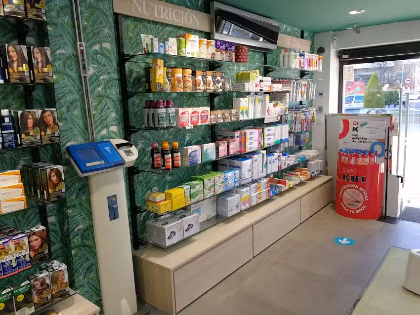 Farmacia Tr&eacute;bol Torrej&oacute;n