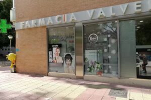 Farmacia &Uacute;rsula Valverde Ib&aacute;&ntilde;ez