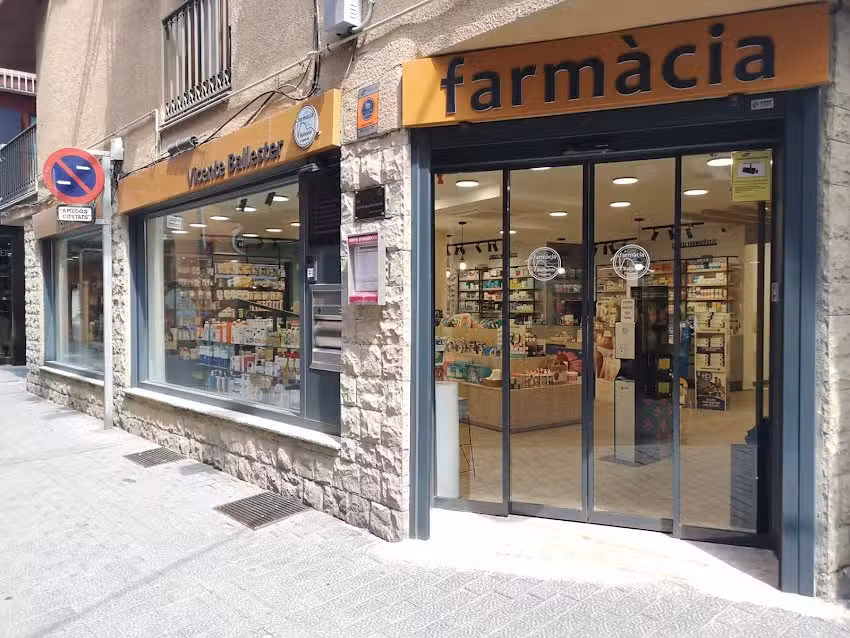 Farm&agrave;cia V. Ballester Casino