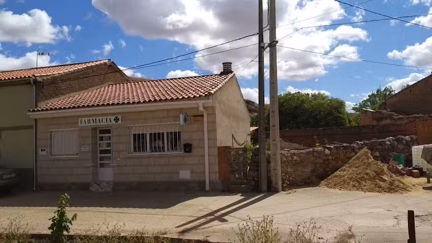 Farmacia Valdeperdices &ndash; Mario Conde Prieto