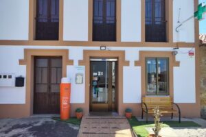 FARMACIA VALDESOTO (Ldo. Sergio Manteca Duque)