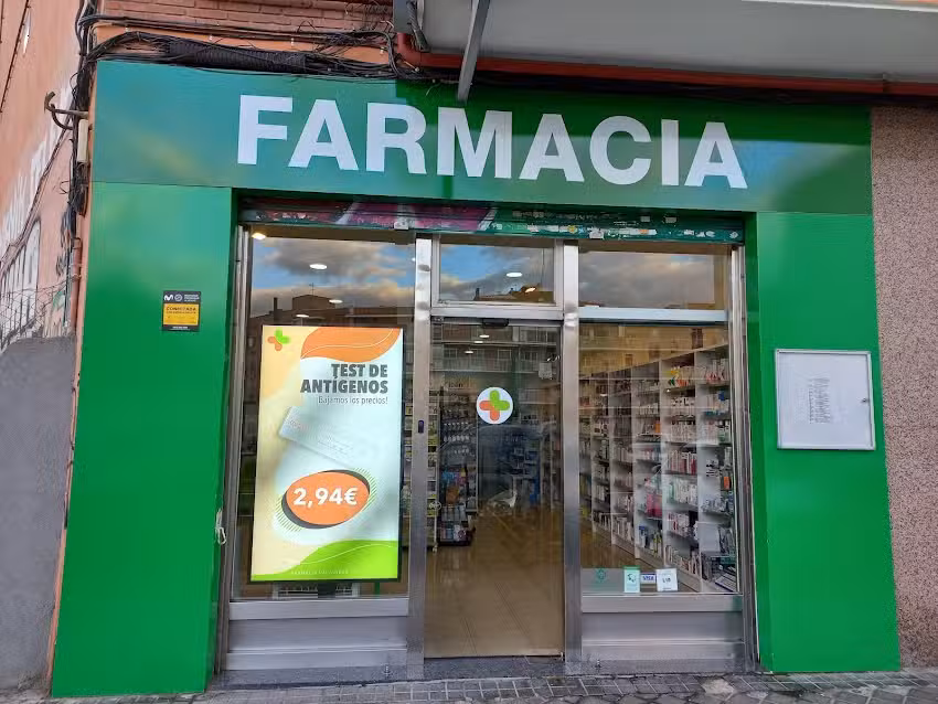 Farmacia Valvanera 73