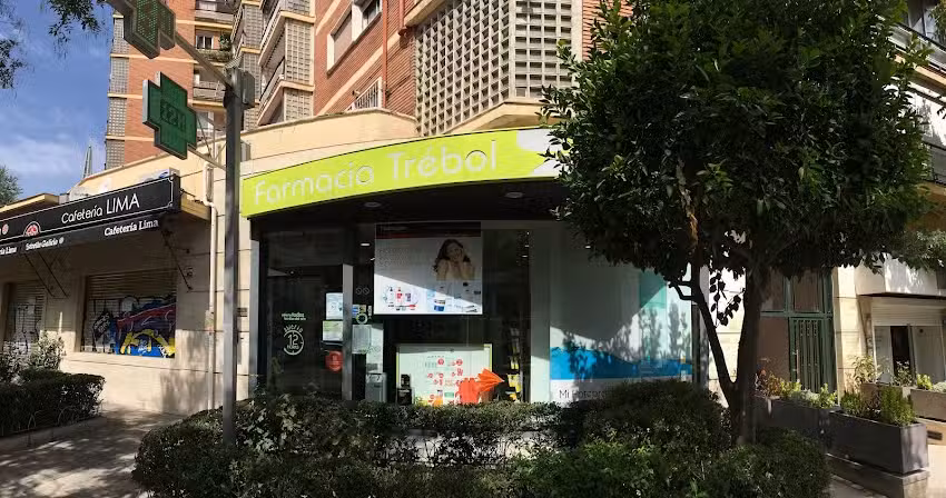 Farmacia V&iacute;ctor de la Serna 1