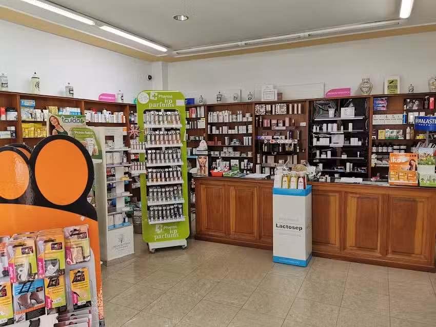 Farmacia V&iacute;ctor M. Fern&aacute;ndez Mara&ntilde;a
