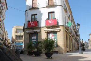 Farmacia Viedma. Optica Viedma. Farmacia Baeza