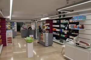 Farm&agrave;cia Vigas-Cardona