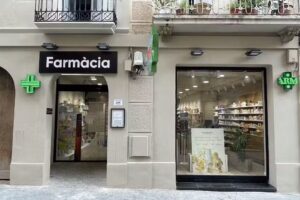 Farm&agrave;cia Vila