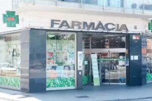 Farm&agrave;cia Vila