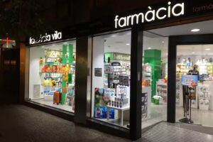 Farm&agrave;cia Vila Surribas, Rafel