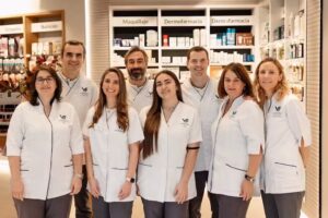 Farmacia Villafuerte Ldos. Luis y Marta Espinosa Gonz&aacute;lez. Especialistas en Cosm&eacute;tica, F&oacute;rmulas