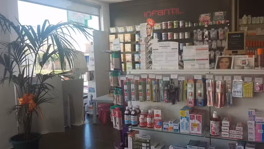 Farmacia Vi&ntilde;as