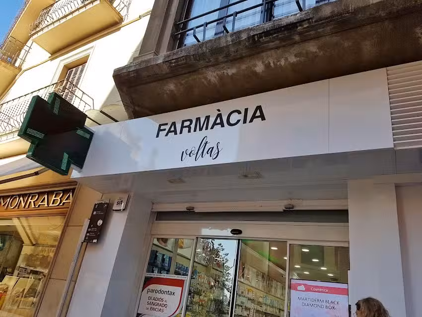 Farm&agrave;cia Voltas