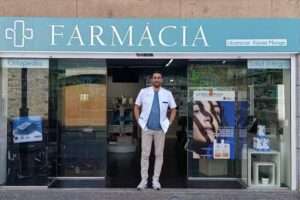 Farm&agrave;cia Xavier Monge