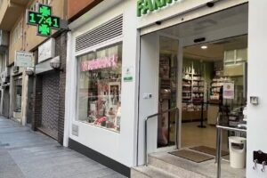 Fern&aacute;ndez de la Vega Pombo