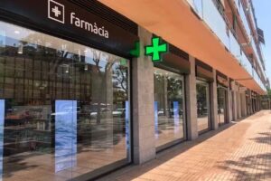 In&eacute;s Alguer&oacute; Farm&agrave;cia-Gav&agrave; Mar