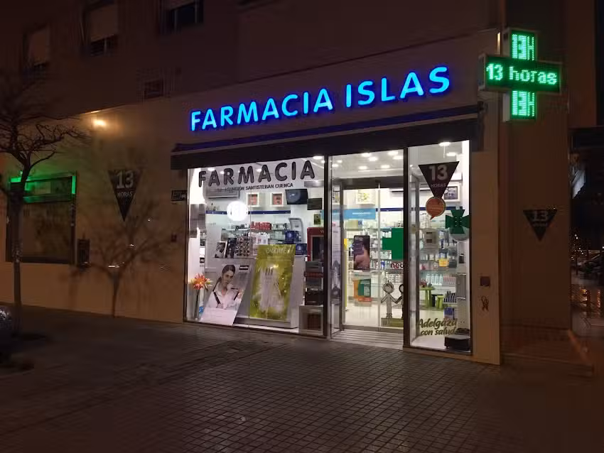 Islas Farmacia + &Oacute;ptica