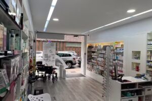 Karel Pérez Farmacia