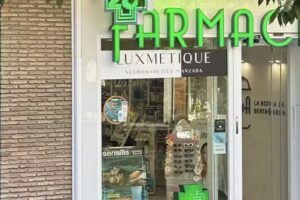 La Botica de Berta y Arita. Lcdas. Araceli Chac&oacute;n y Berta Morales