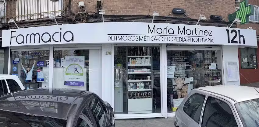 La Botica de la Torre / Rabad&aacute;n Ruiz