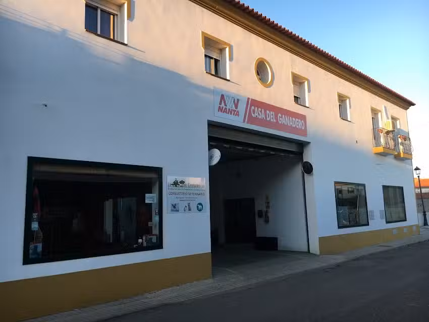 La Casa Del Ganadero Y Agricultor S L