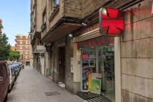 Nova Farm&agrave;cia Prats