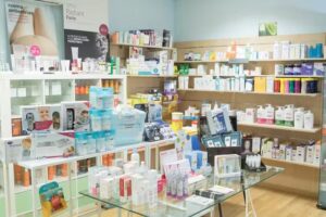 Parafarmacia, Dermofarmacia y Centro Est&eacute;tico Sevilla &ndash; PARADERM